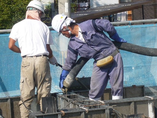 和泉市で基礎コンクリート工事